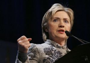 Clinton, Puerto Rico da Farklı Kazandı