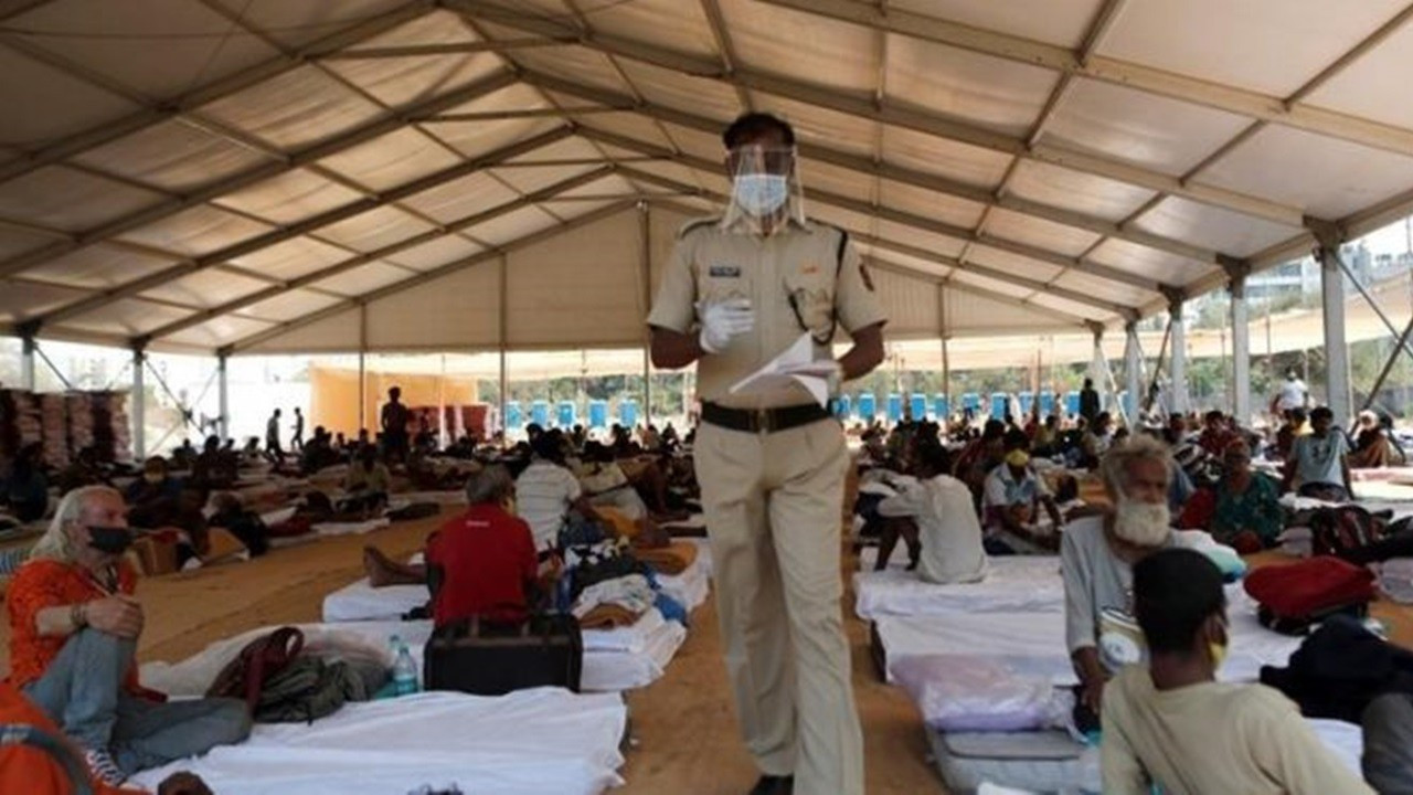 Hindistan da koronavirüs kaynaklı ölümler artıyor