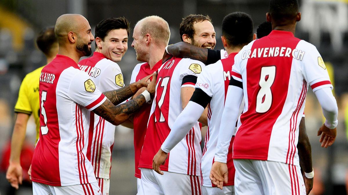 Ajax’tan deplasmanda tarihi fark!
