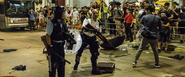 Çin den Hong Kong daki protestoculara uyarı