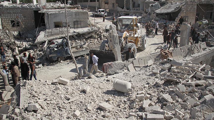 İdlib de okula bombalı saldırı: 28 ölü