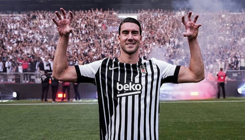 Be�ikta�'tan Dusan Vlahovic transferi i�in �zel film