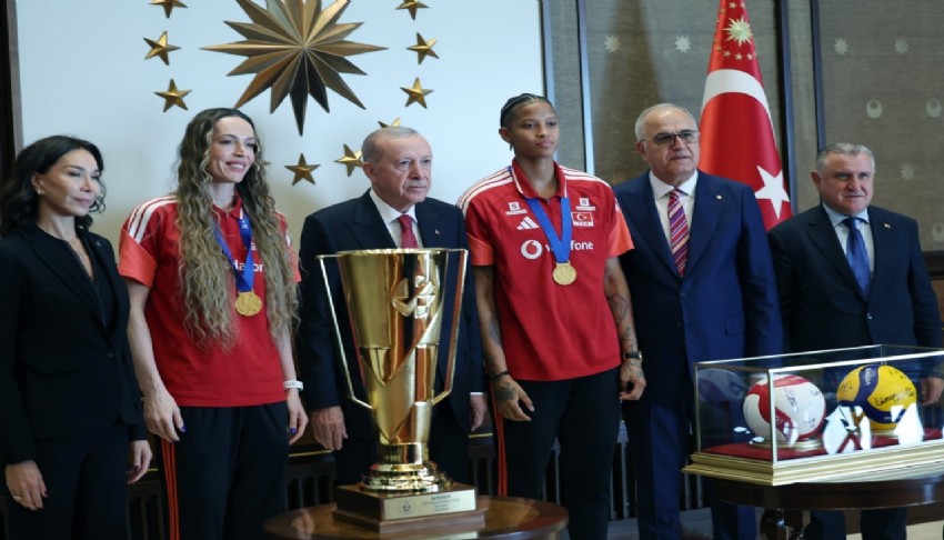 Cumhurba�kan� Erdo�an Filenin Sultanlar�'n� kabul etti