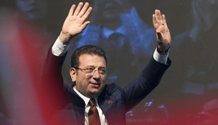 �mamo�lu CHP'den istifa etti
