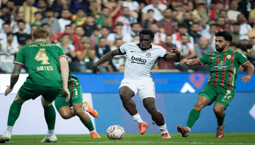Amedspor Be�ikta�'� da devirdi, S�per Lig'in yeni lideri oldu