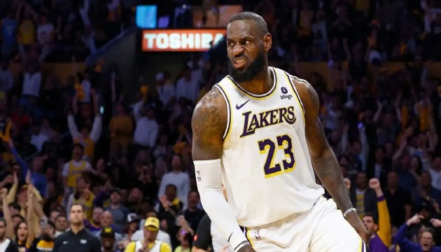 41 ya��ndaki LeBron James'in yeni tak�m� belli oldu: 2 y�ll�k s�zle�me