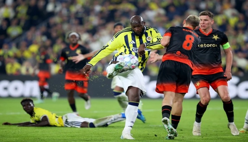 Kad�k�y'de hayal k�r�kl���: Fenerbah�e �st�nl���n� koruyamad�, 1 puana raz� oldu
