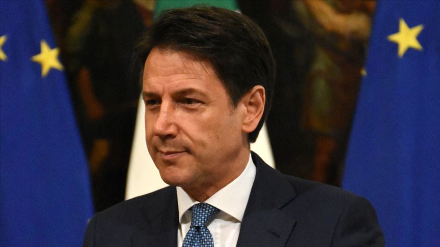 İtalya da hükümeti kurma görevi  Conte nin