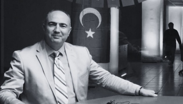 Gazeteci Vedat Yenerer hayat�n� kaybetti