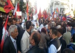 İzmir’de Kobani ye destek yürüyüşü olaysız bitti!