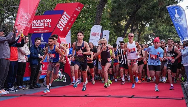 İzmir Maratonu başladı