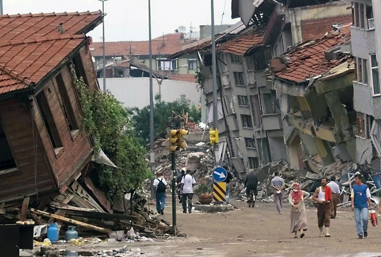 İBB deprem tehlikesi için alarma geçti!