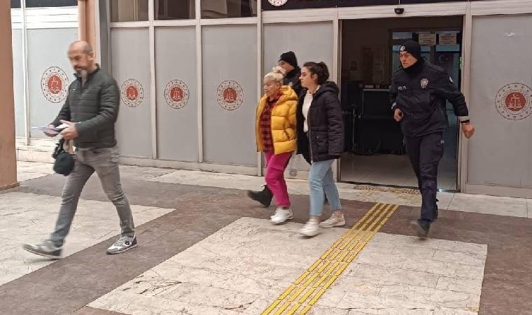 İzmir’de fuhuş evine operasyon