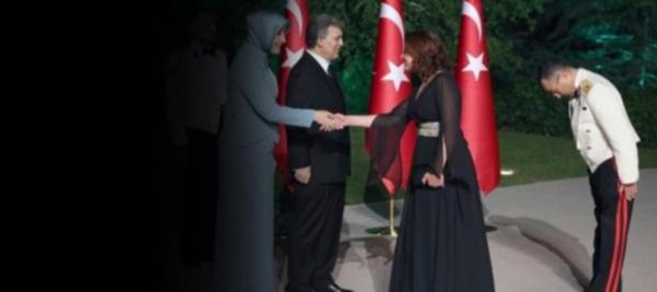 Abdullah Gül e eğilmişti, emekli edildi
