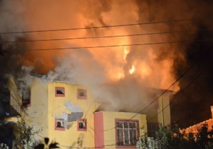 Karaman da evde yangın çıktı! 4 kişi öldü 1 kişi yaralandı!