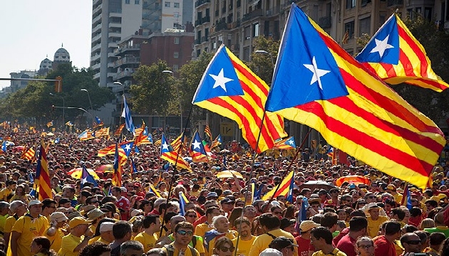 Katalonya dan İskoçya daki referanduma destek!