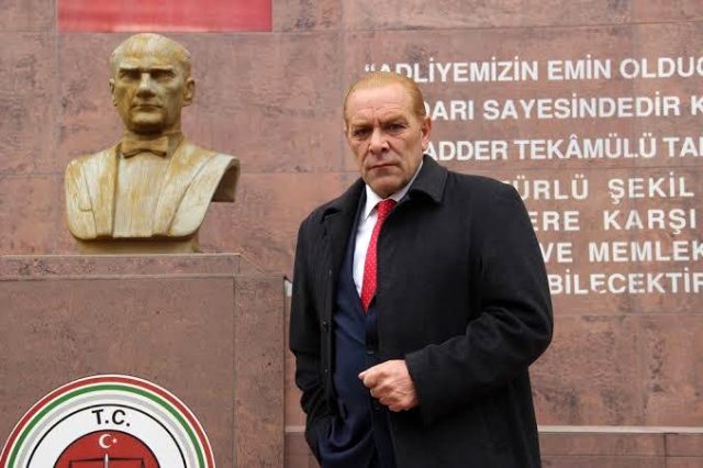 Göksel Kaya dan Atatürk benzerliğine gösterilen tepkilere savunma