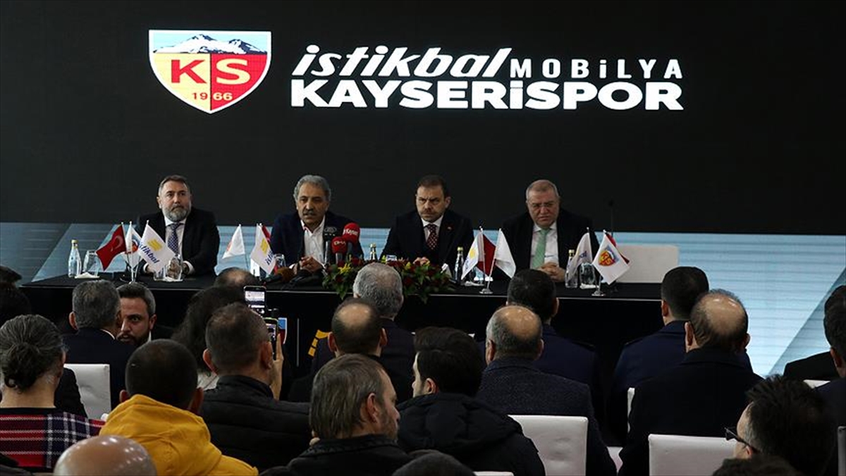 İstikbal, Kayserispor a isim sponsoru oldu