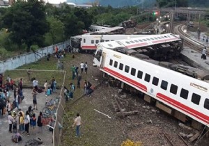 İranda döviz yolsuzluğuyla suçlanan iki kişinin idamına onay 40