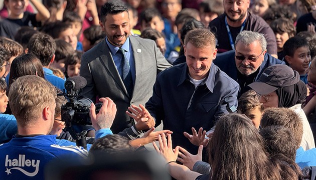 Aktrkolu'ndan okul ziyareti