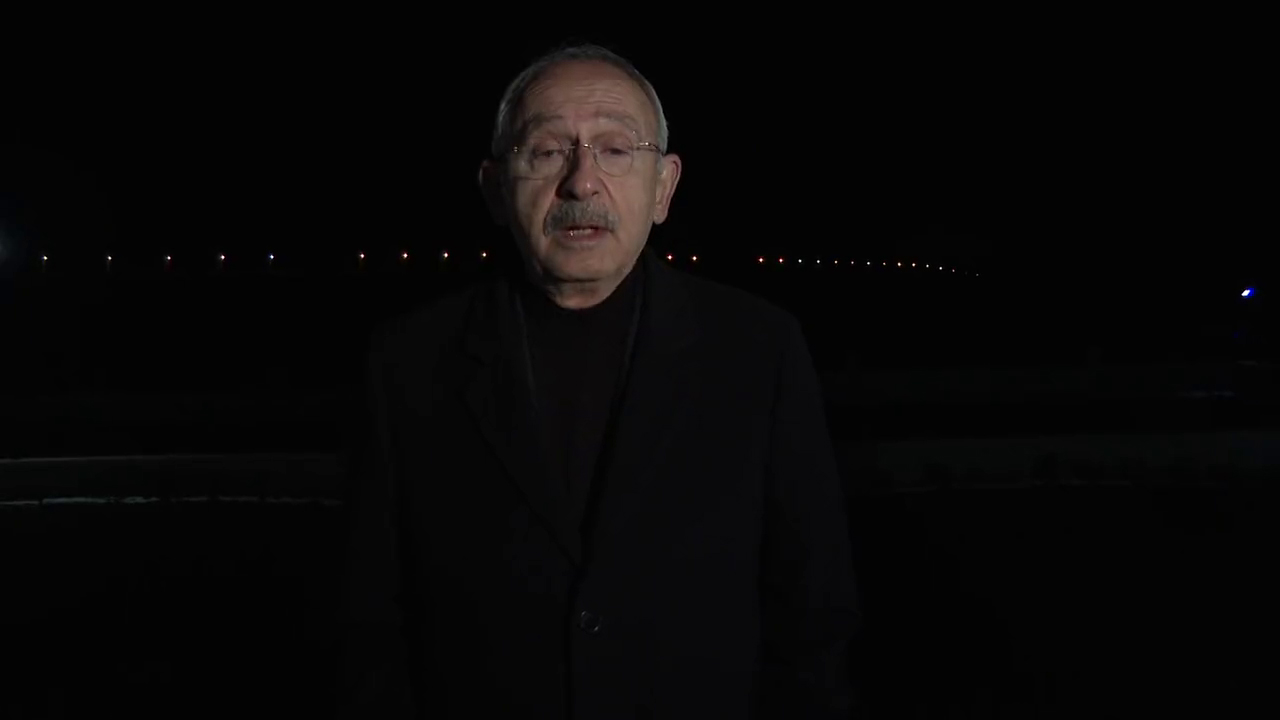 Kılıçdaroğlu, deprem bölgesinden karanlıkta seslendi