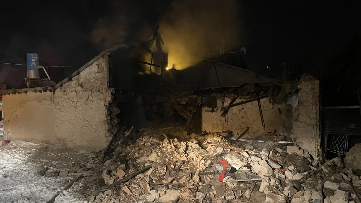 Yangın faciası: Depremden kaçan Suriyeli aileden 7 kişi öldü
