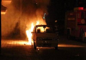 Kocaeli Gebze de galeriye ait 3 araç yakıldı!