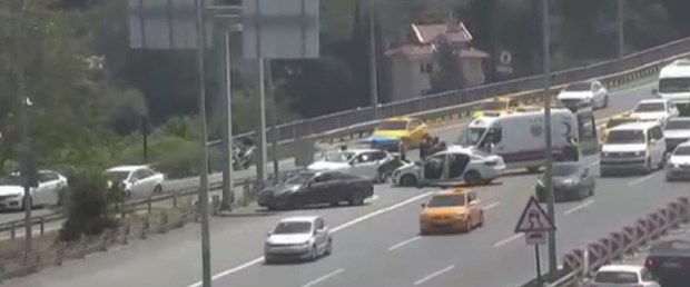 15 Temmuz Şehitler köprüsü çıkışında kaza