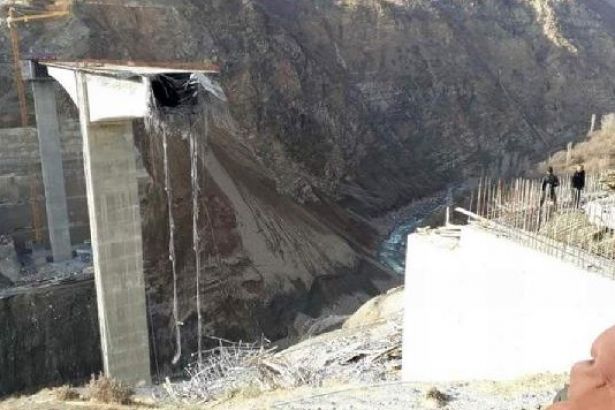  Türkiye nin en büyük  viyadük asma köprüsü çöktü