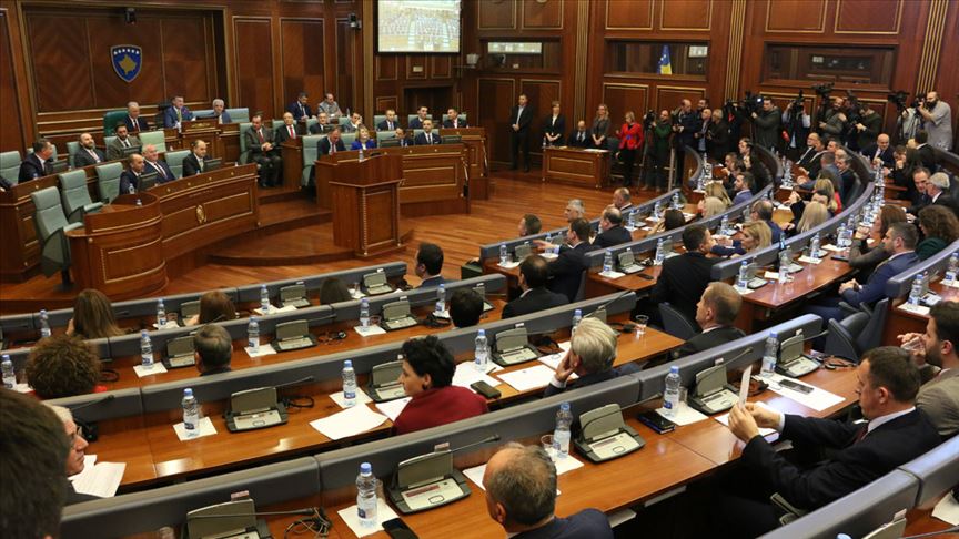 Kosova dan  erken seçim kararı