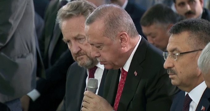 Erdoğan, Kuran okudu