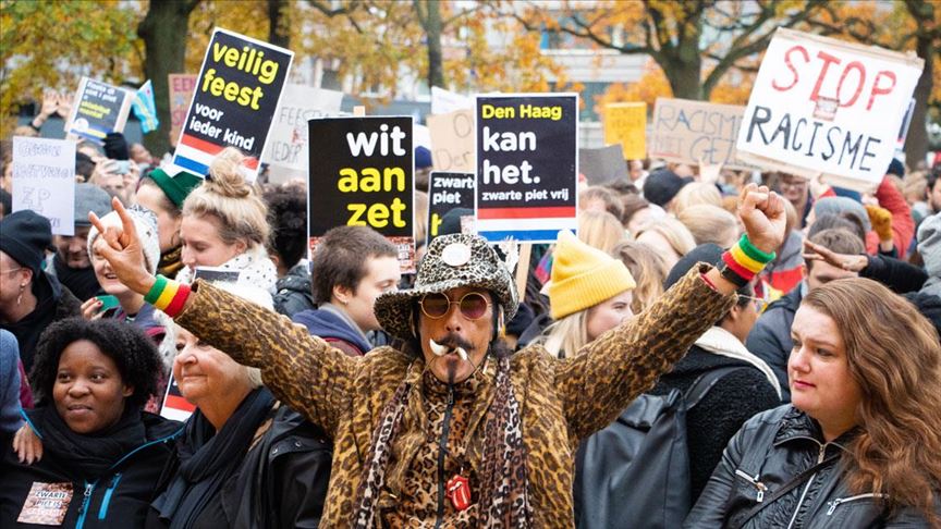 Hollanda da ırkçılık karşıtı protesto