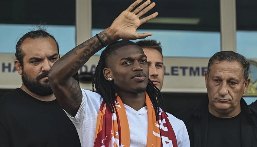 Rafael Leao Galatasaray i�in �stanbul'da