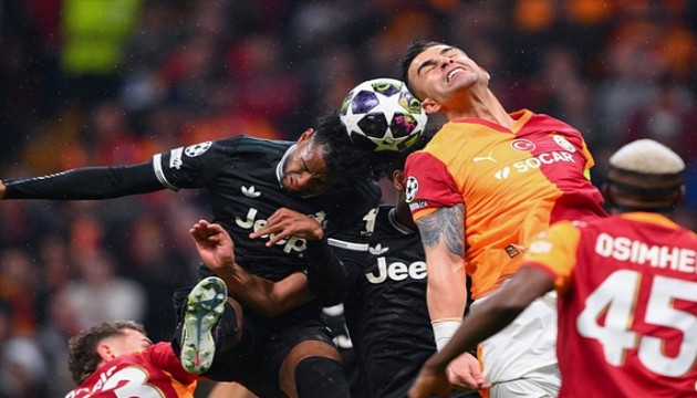 Galatasaray hezimeti sonras� Juventus'lu futbolcuya �rk�� mesaj