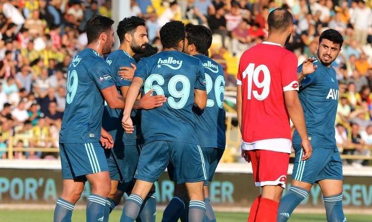 Fenerbahçe den 2 gollü galibiyet