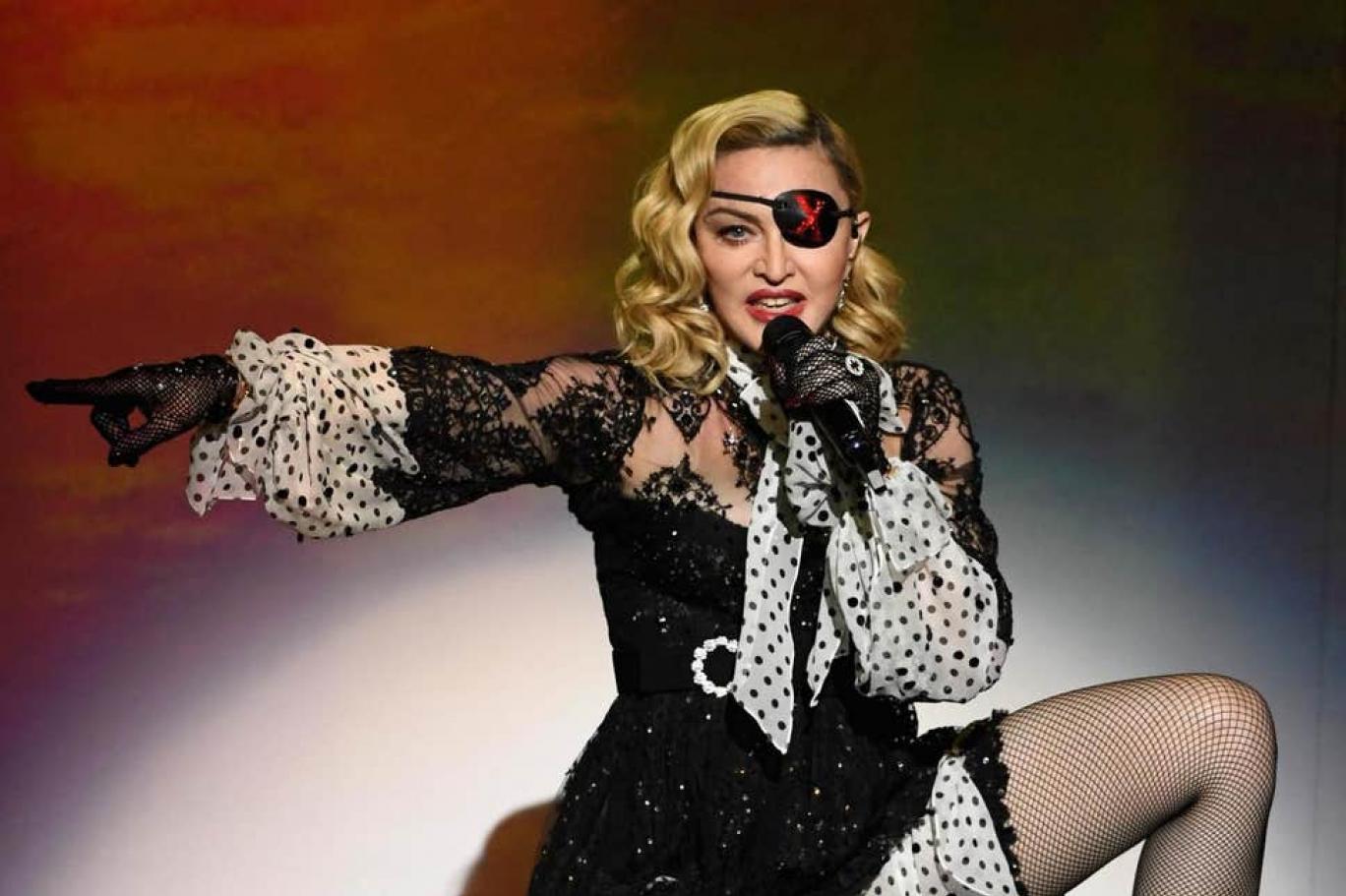  Kovid-19 havası soluyacağını  söyleyen Madonna, son durumunu açıkladı