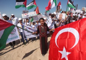 Gazze de  Mavi Marmara  gösterisi!