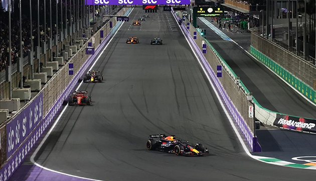F1 de Suudi Grand Prix si Verstappen in