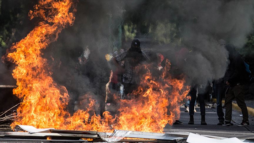 Meksika da çıkan olaylarda 13  kişi öldü