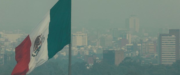 Meksika da hava kirliliği alarmı