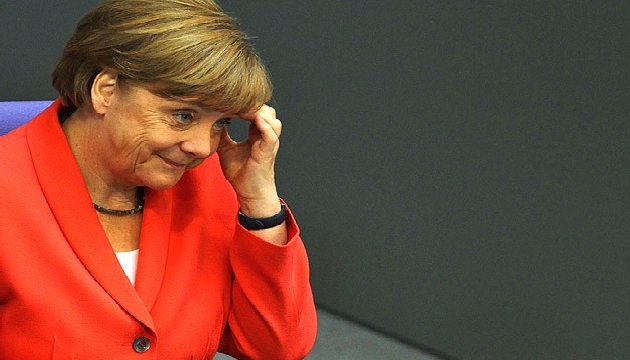 AB’nin patronu Merkel