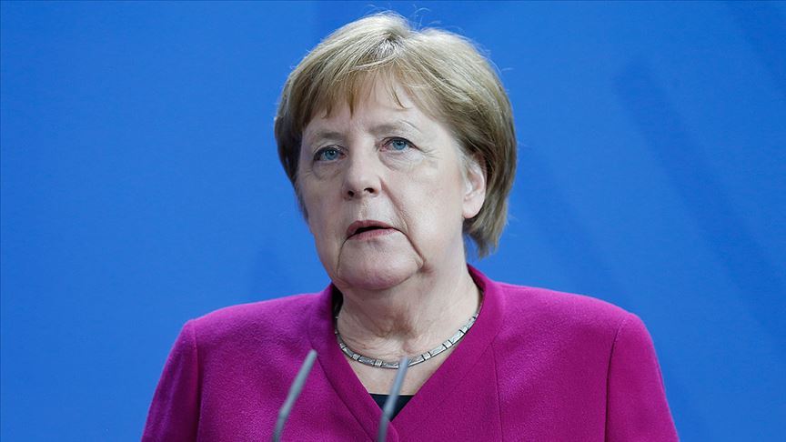 Merkel, Irak ın toprak bütünlüğünü savundu