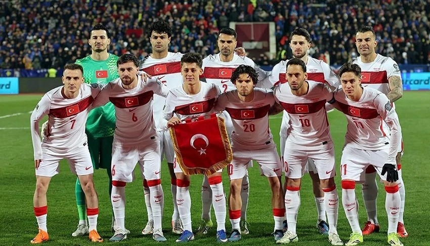 T�rkiye - Fransa ma�� ne zaman, saat ka�ta, hangi kanalda? Milli ma� �ifresiz mi?