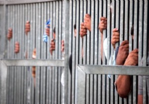 Mısır da darbe karşıtı 18 kişiye hapis cezası!