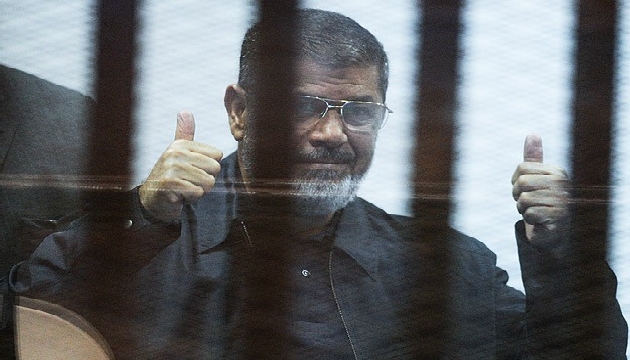 Mursi yeniden yargı önünde!