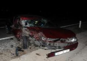 Nevşehir Acıgöl de trafik kazası! 2 kişi yaralandı!