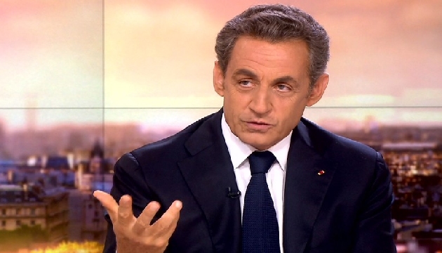 Sarkozy den  mecburum  açıklaması:
