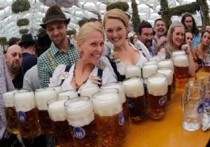 Almanlar 8 milyar litre bira içti!
