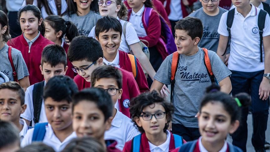 İstanbul da okullar tatil edildi