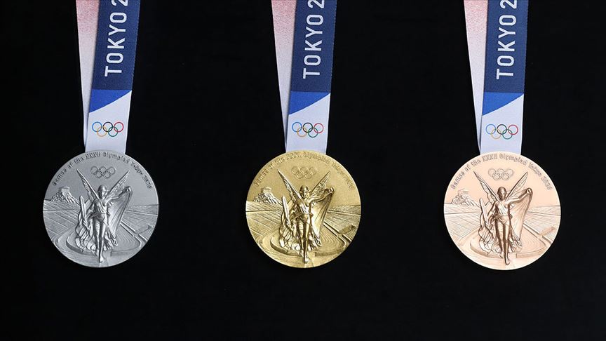 2020 Yaz Olimpiyat Oyunları nda kullanılacak madalyalar tanıtıldı